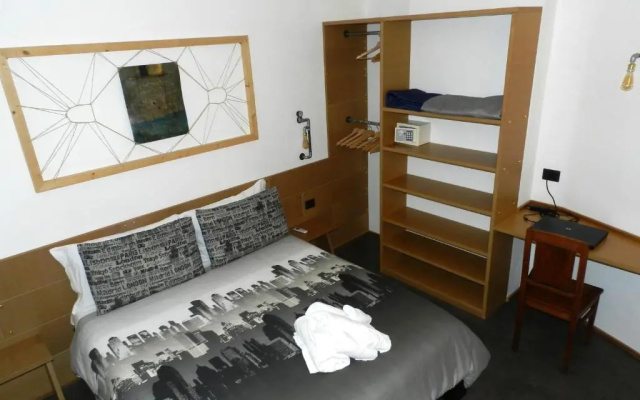 2nd Floor - 5 Terre