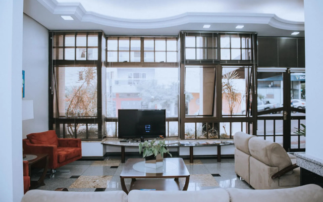 Alphaville Hotel