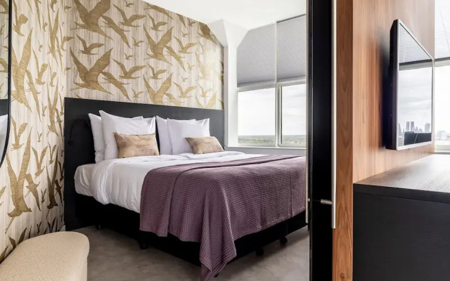Comfortable Apartment With Panoramic Views