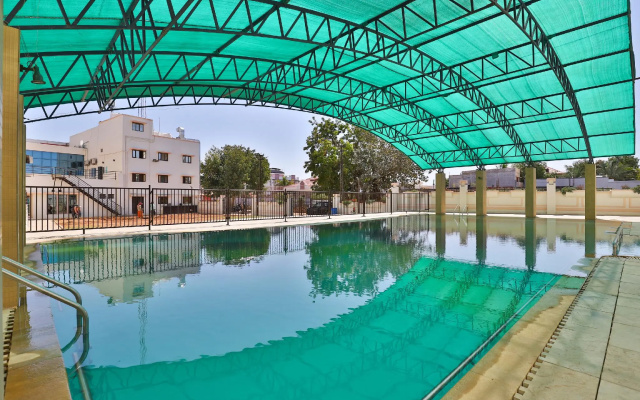 OYO 28448 Tree Top Residency