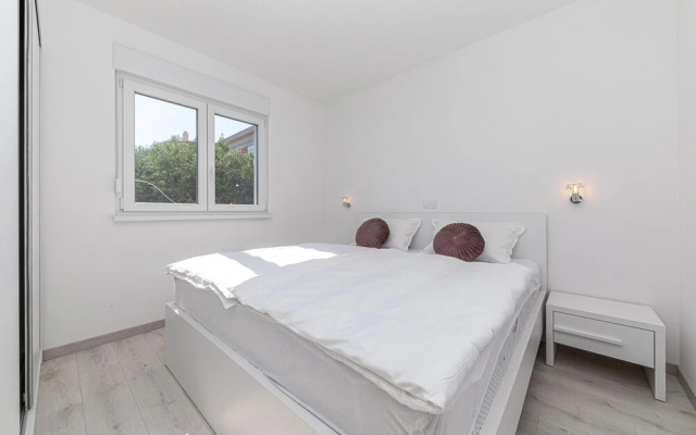 Stunning Apartment in Trogir With 2 Bedrooms and Wifi