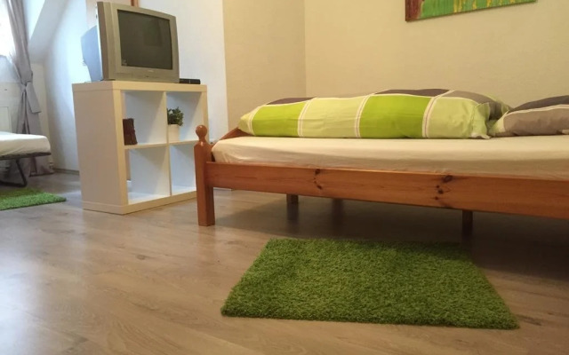 Rael-Boardinghouse