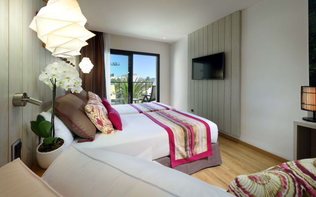Курортный отель Grand Palladium White Island and Spa - All Inclusive