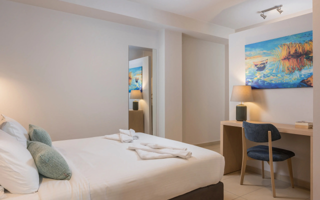 Trianon Luxury Apartments & Suites