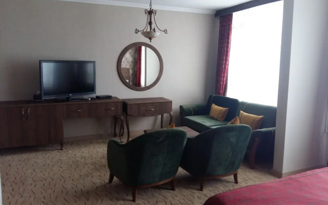 Cihan Otel