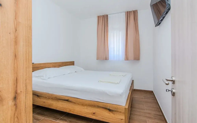 Apartments Mucaj