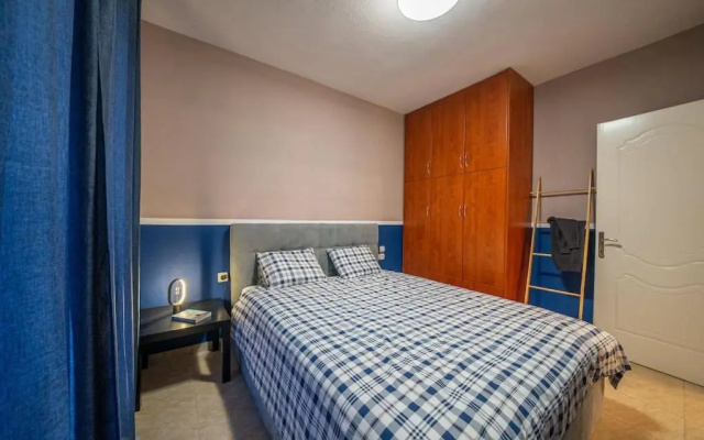 Kozani Hideaway for 2!