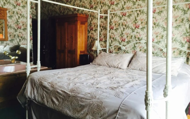 Afton House Inn
