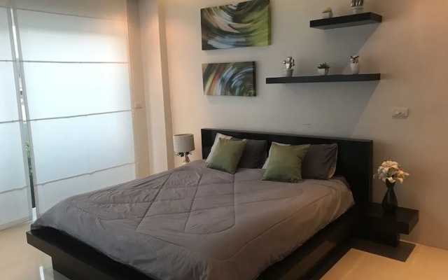 Skylight Villa B-01
