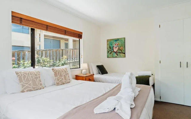 Town Centre Location With Stunning View - Unit 1