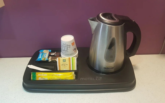 Twelve Motel