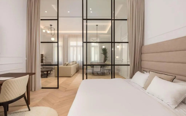Plaza Apartments
