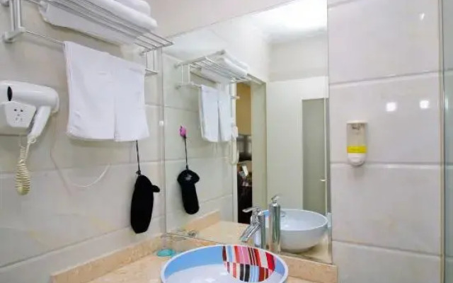 7+1 Business Hotel (Hefei Feihe Road)
