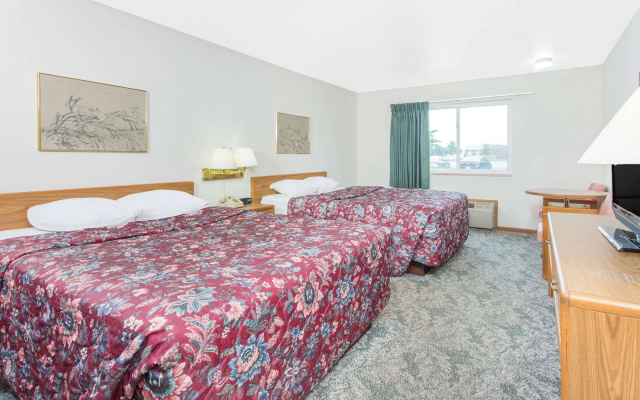 Super 8 by Wyndham Escanaba