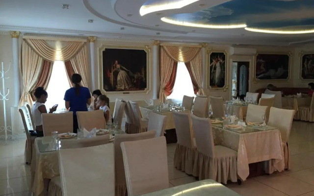 Hotel Oktan