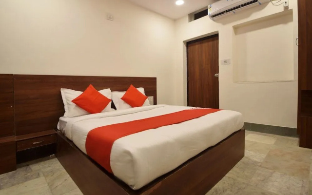 Collection O 23086 Hotel Mayur