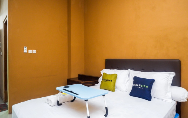 90182 Blok O International Guest House