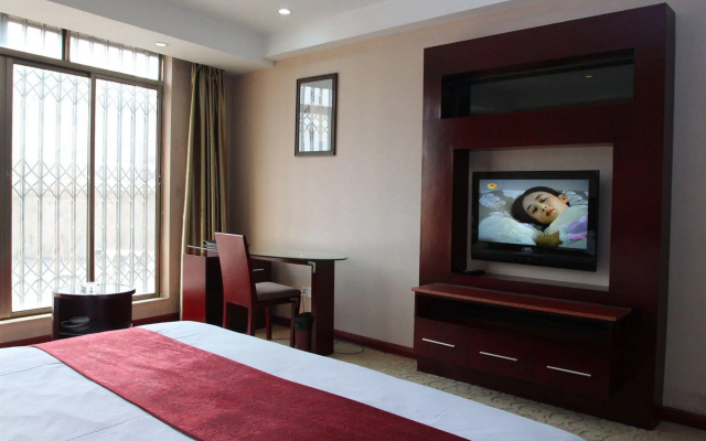 Rich Hotel(广州贵富园酒店)