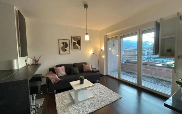 FarawayHomes Studio Bruck 17