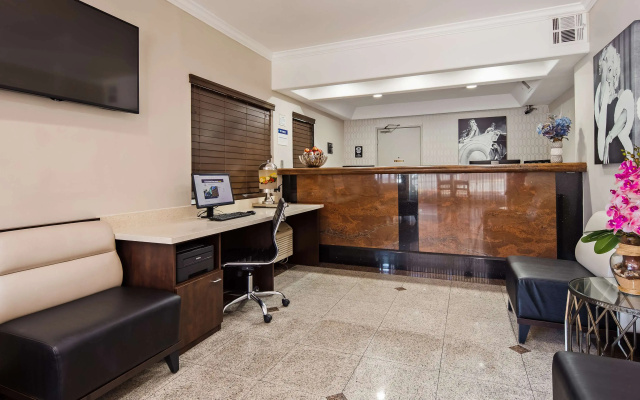 Best Western Hollywood Plaza Hotel - Walk of Fame Film City LA