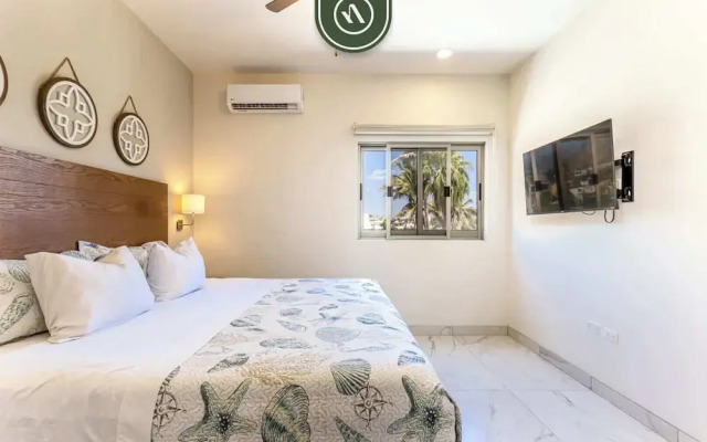 Centric 1BR Condo in Downtown Cabo - Rooftop Pool