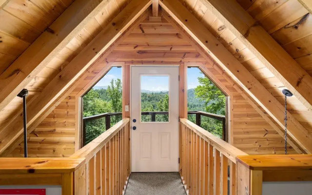 Silver Moon Cabin