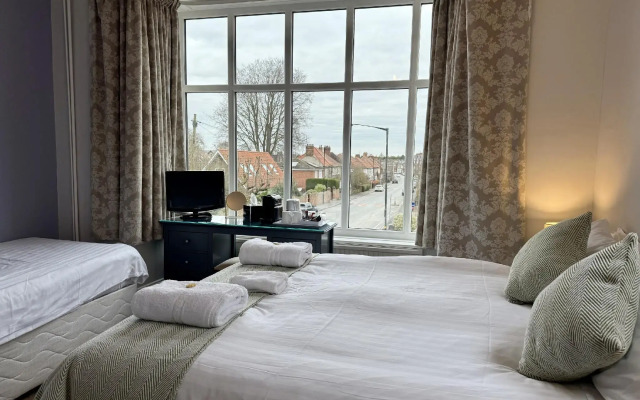 The Crescent Guest House