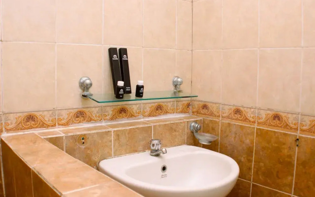 Homey And Simply Look 1Br At Puri Garden Apartment