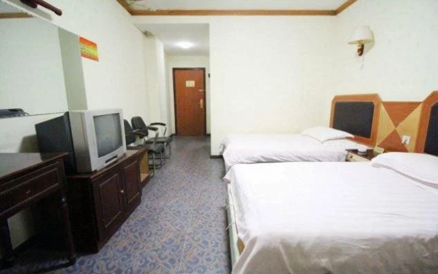 Jingdezhen Huadu Hotel