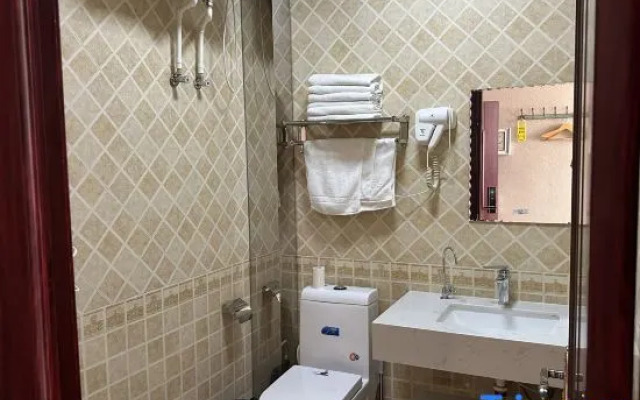 Manzhou Lizanoer District Shangfuyuan Hotel