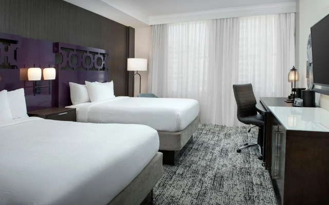 Courtyard by Marriott San Diego Downtown