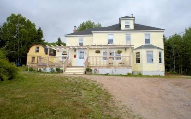 Maven Gypsy B&B +Cottages