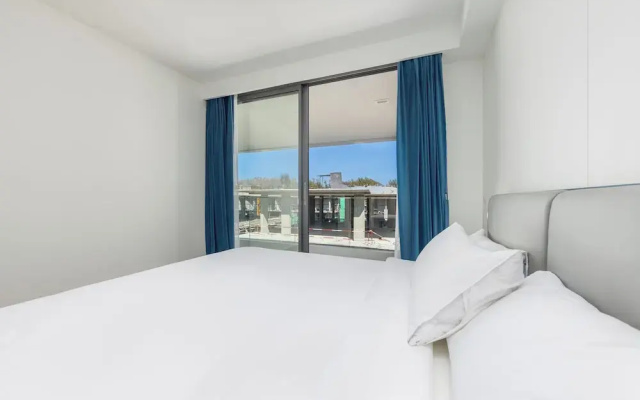 Kora Beachfront Suite by TropicLook