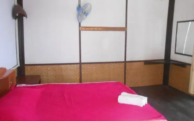 Dok Champa Guesthouse