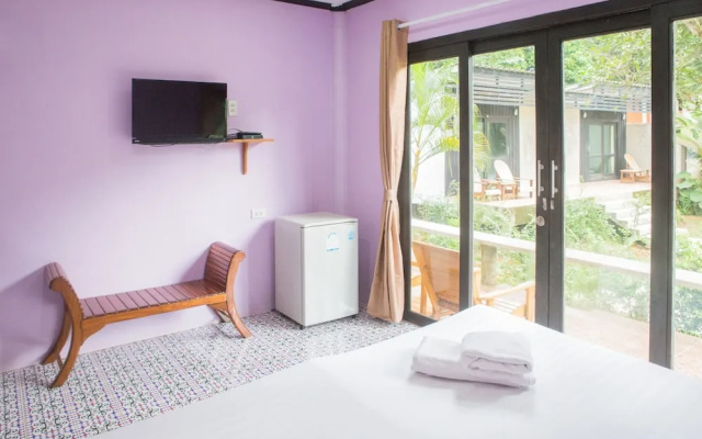 Wave-F Homestay