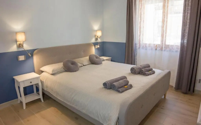 Shardan Guest House