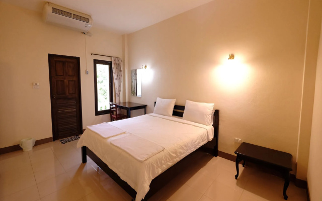 Ashram Kanabnam Resort