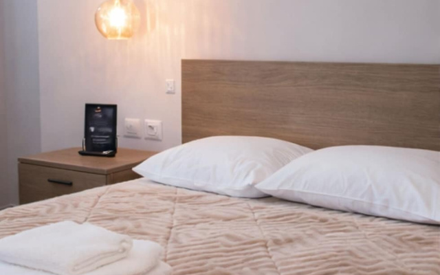 Airnest Suites Near Athens Airport