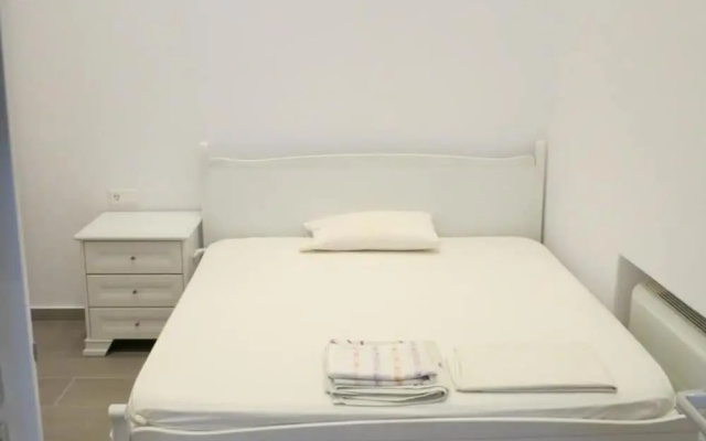 Room-andoni's House in Pitrofos, Andros