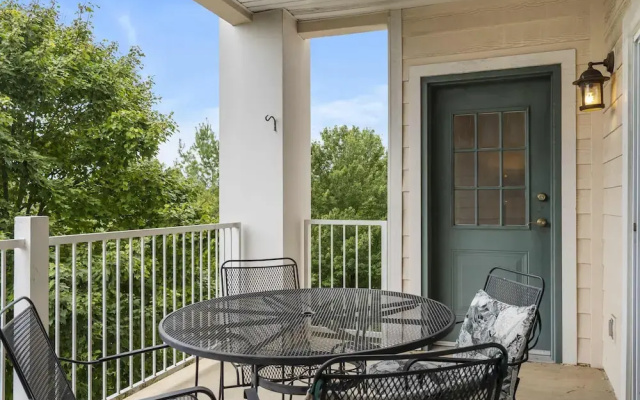 Branson Hills Getaway Sleeps 6