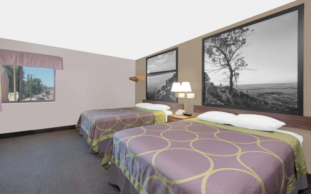 Super 8 by Wyndham Lisbon