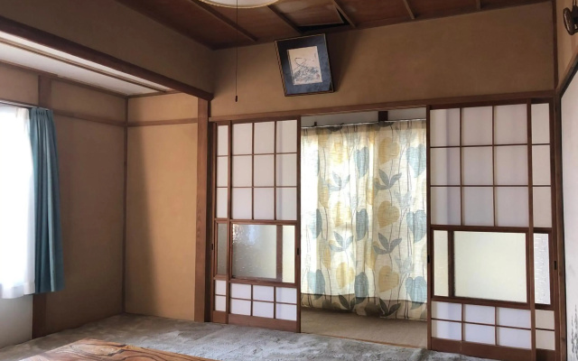 Izu Hokkawa Seaside Guesthouse 伊豆北川の家