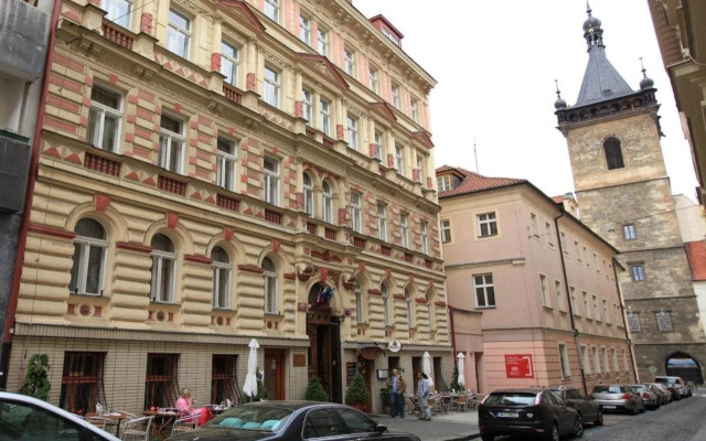 hotelImage