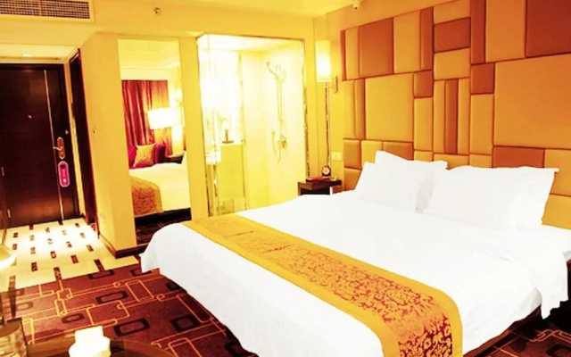 Jinghu Hotel