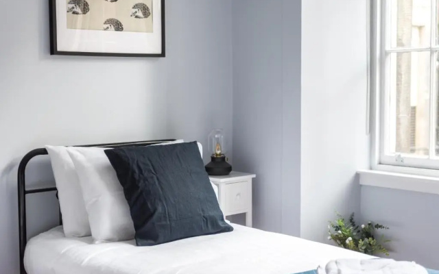 Luxury Royal Mile Retreat