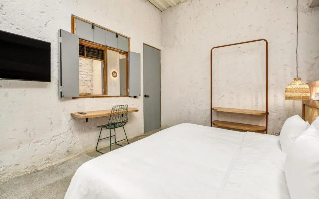 catalogImage