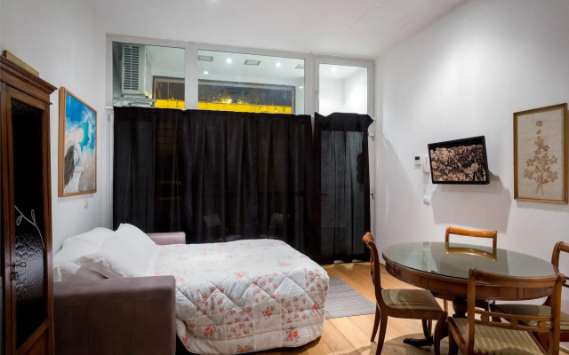 Florence Vintage Apartment