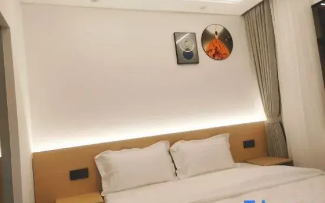 Xuangao Homestay (Huangguoshu Airport)