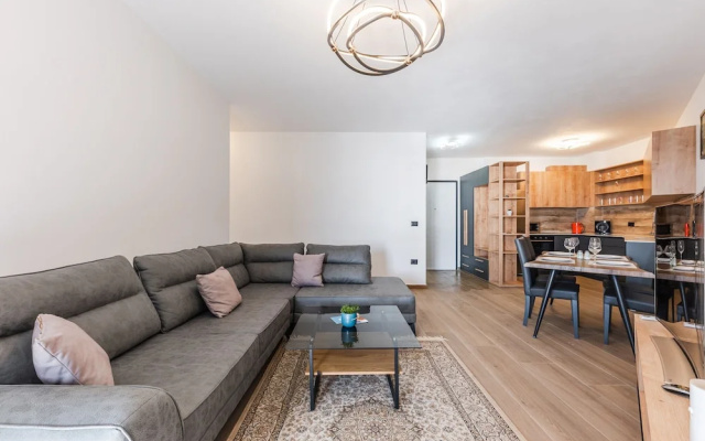 White Hill Suite by PS