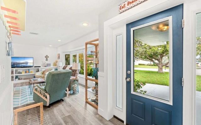 4822 Fairview Dr